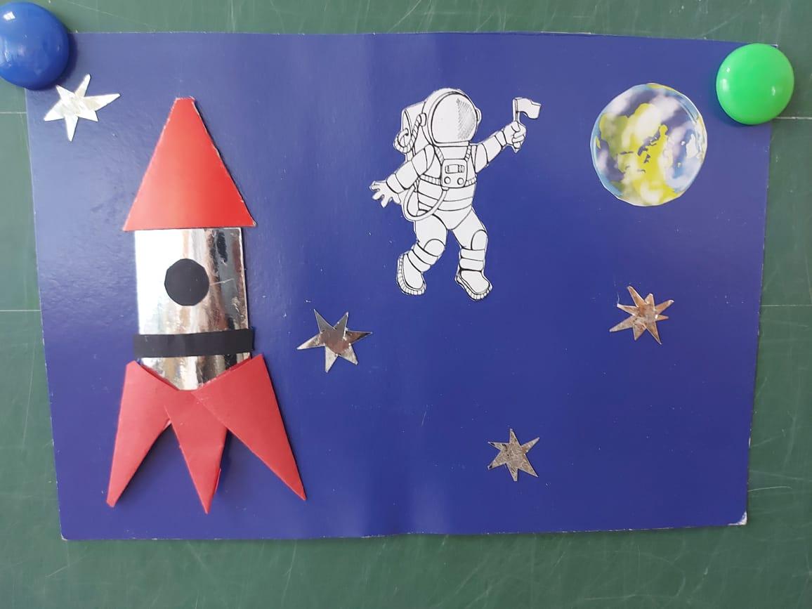 Поделки детей ко Дню Космонавтики